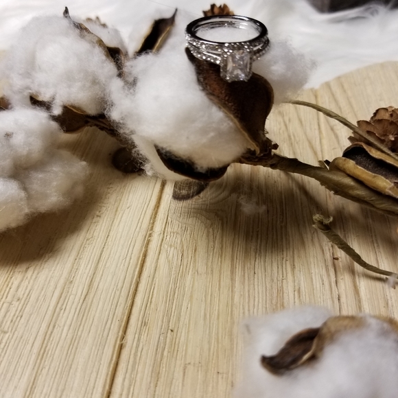 💍💍Gorgeous 2pc Set Engagement Ring CZ💍💍 - Picture 6 of 13